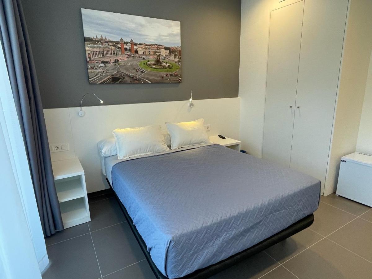 Hotel C31 Castelldefels Bagian luar foto