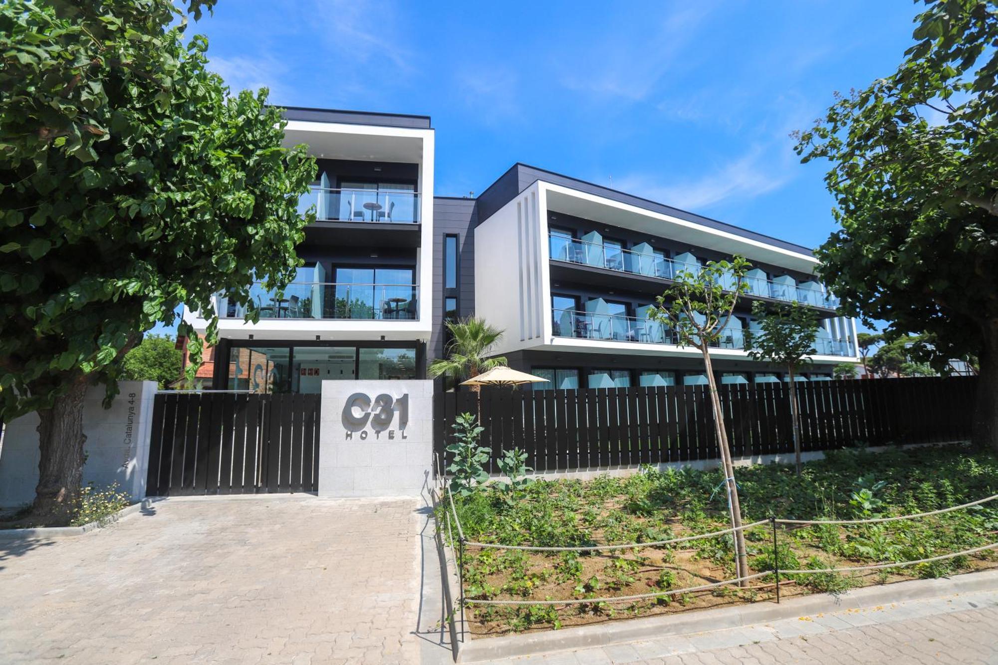 Hotel C31 Castelldefels Bagian luar foto
