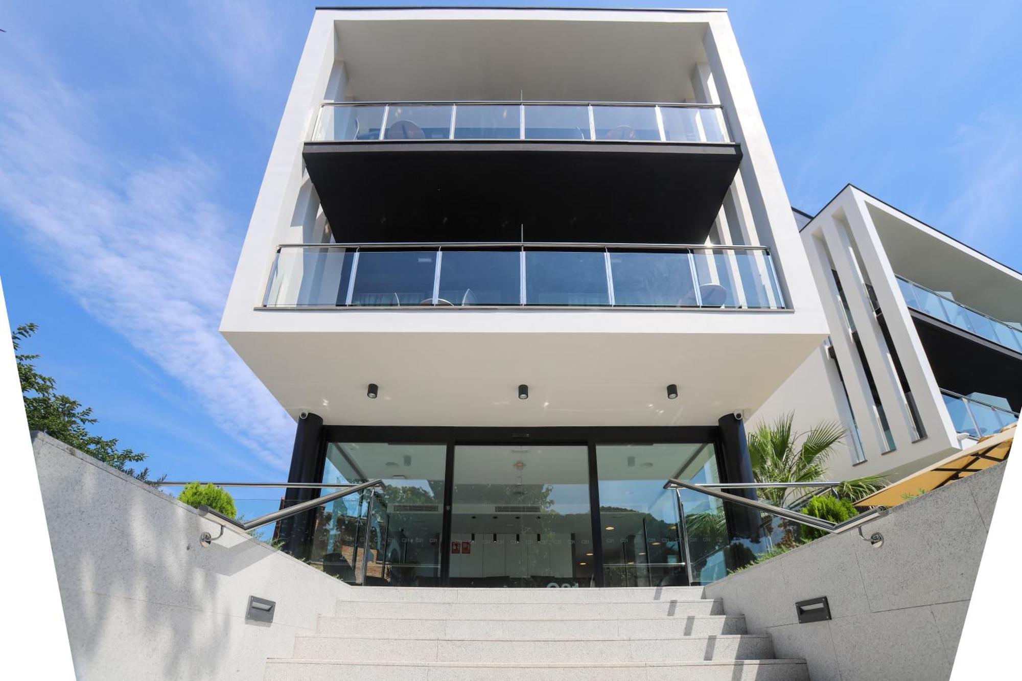 Hotel C31 Castelldefels Bagian luar foto